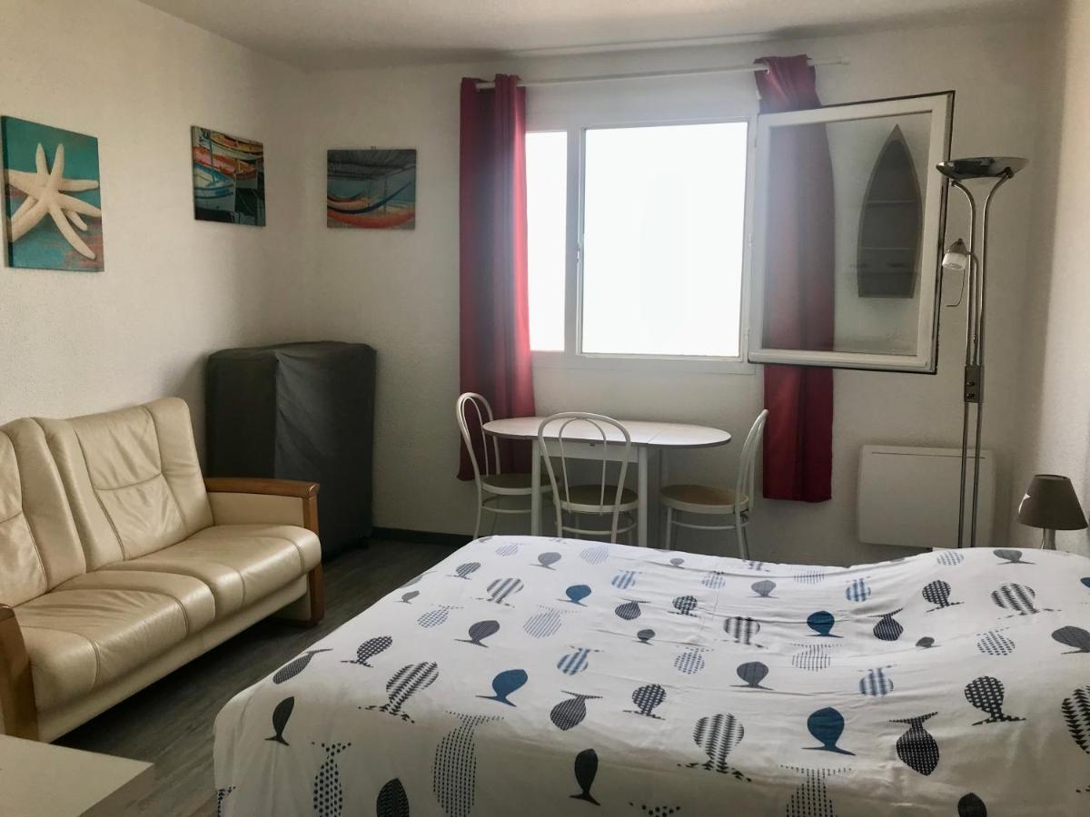 Studio Vue Sur Mer Apartment กาเลส์ ภายนอก รูปภาพ